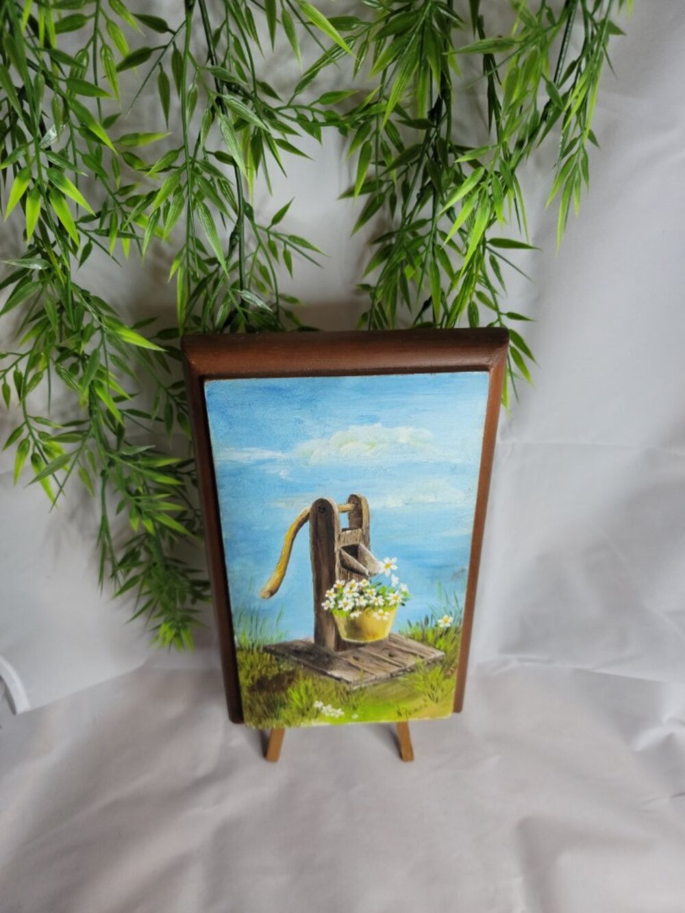 Vintage Hand Painted Handmade Springtime Daisy Flowers Painting with Stand - Picture 9 of 11